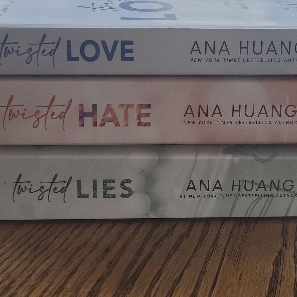 Ana Hang Twisted Book Series